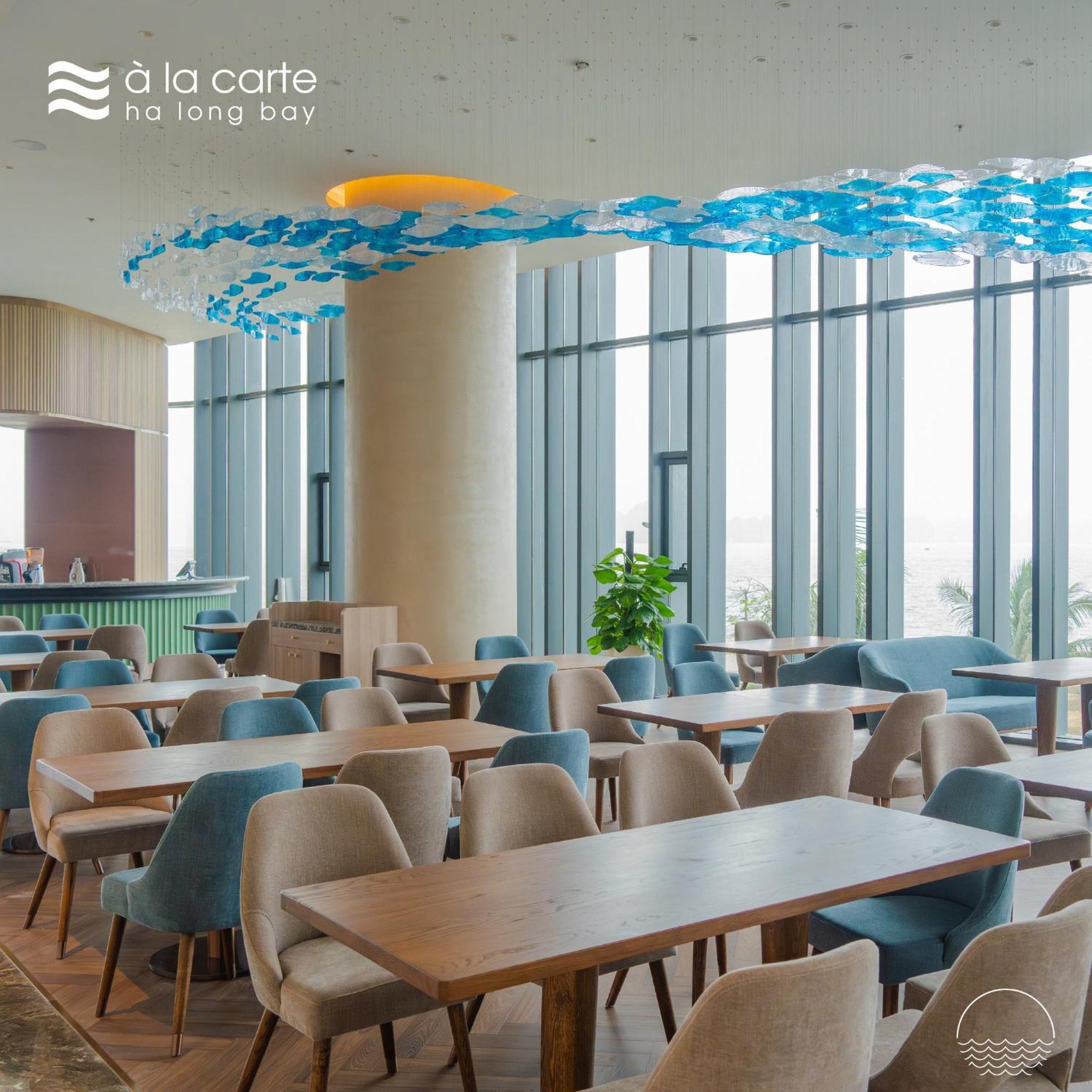 A La Carte Ha Long Apartment By The Beach Bagian luar foto