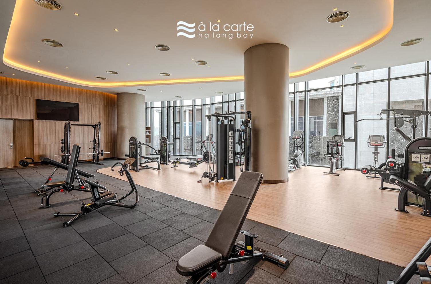 A La Carte Ha Long Apartment By The Beach Bagian luar foto