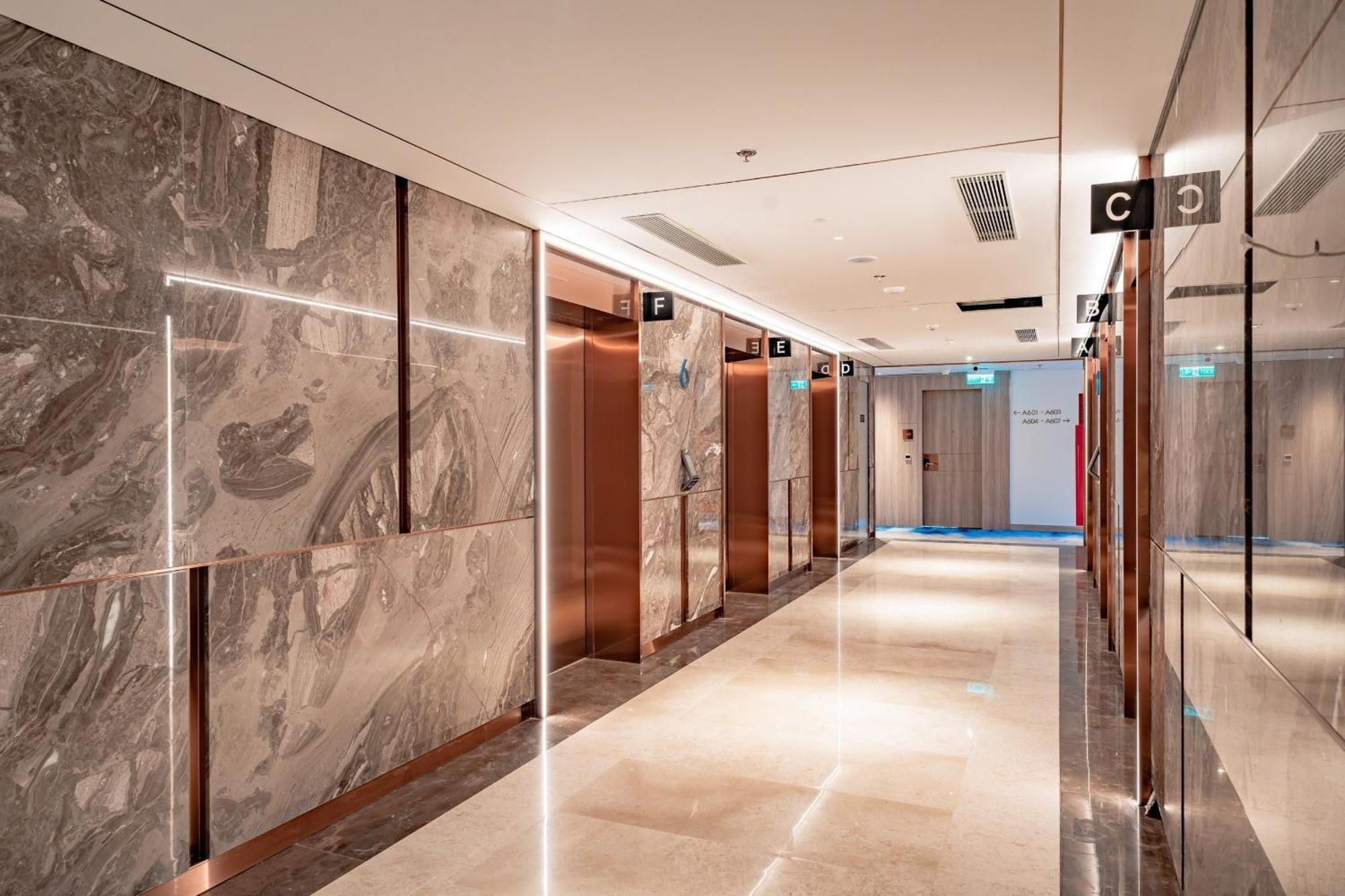 A La Carte Ha Long Apartment By The Beach Bagian luar foto