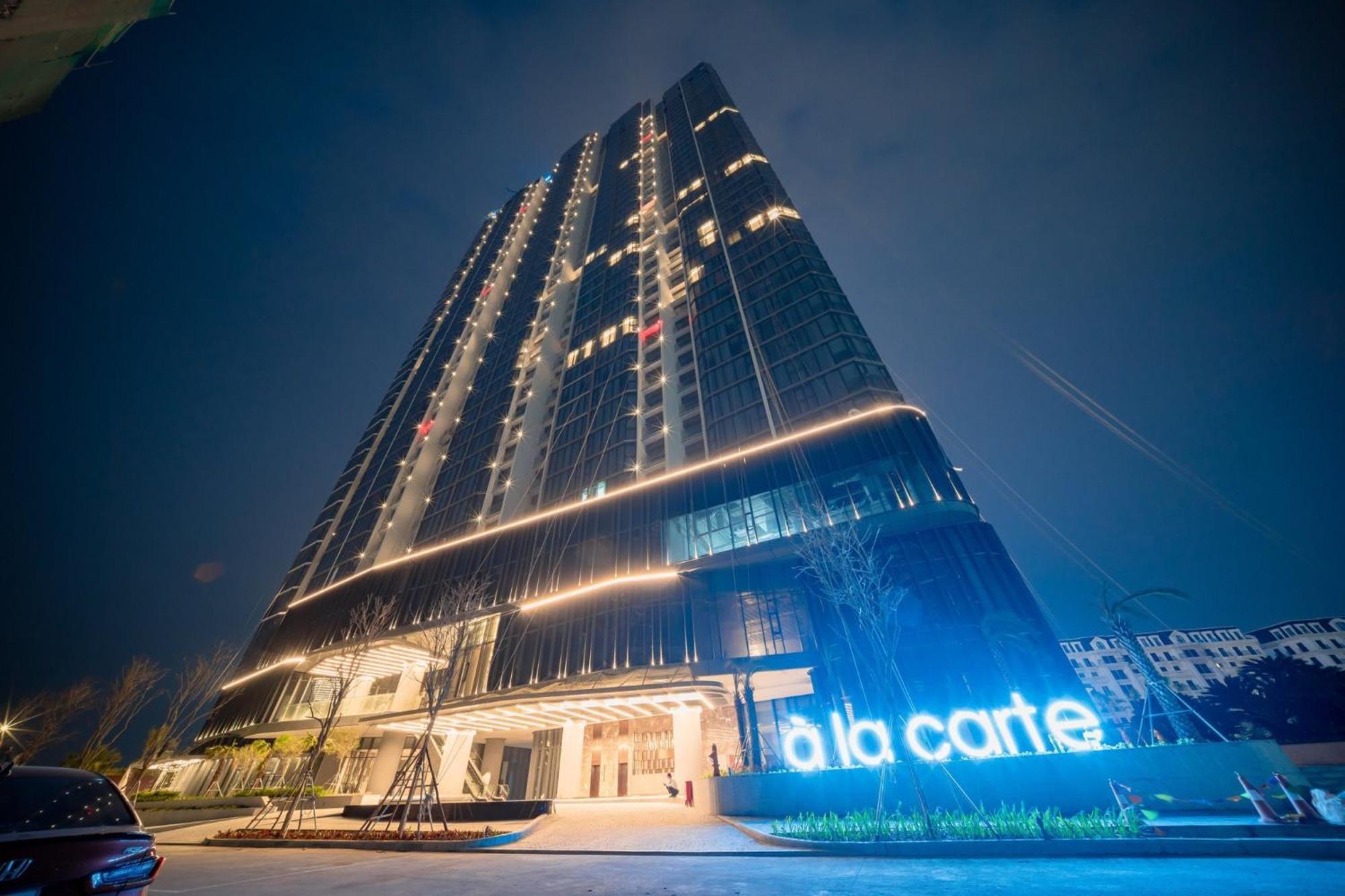 A La Carte Ha Long Apartment By The Beach Bagian luar foto