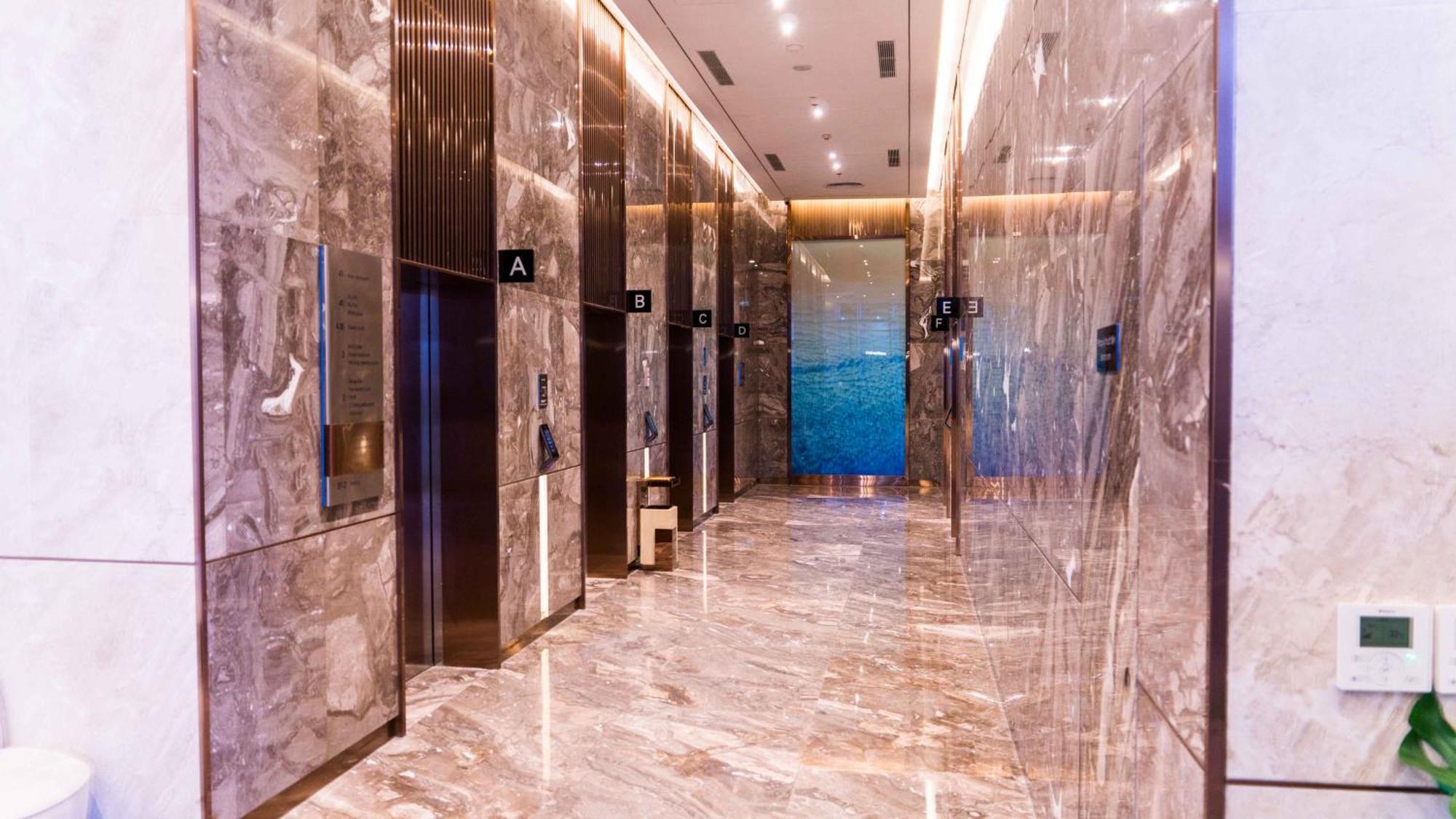 A La Carte Ha Long Apartment By The Beach Bagian luar foto