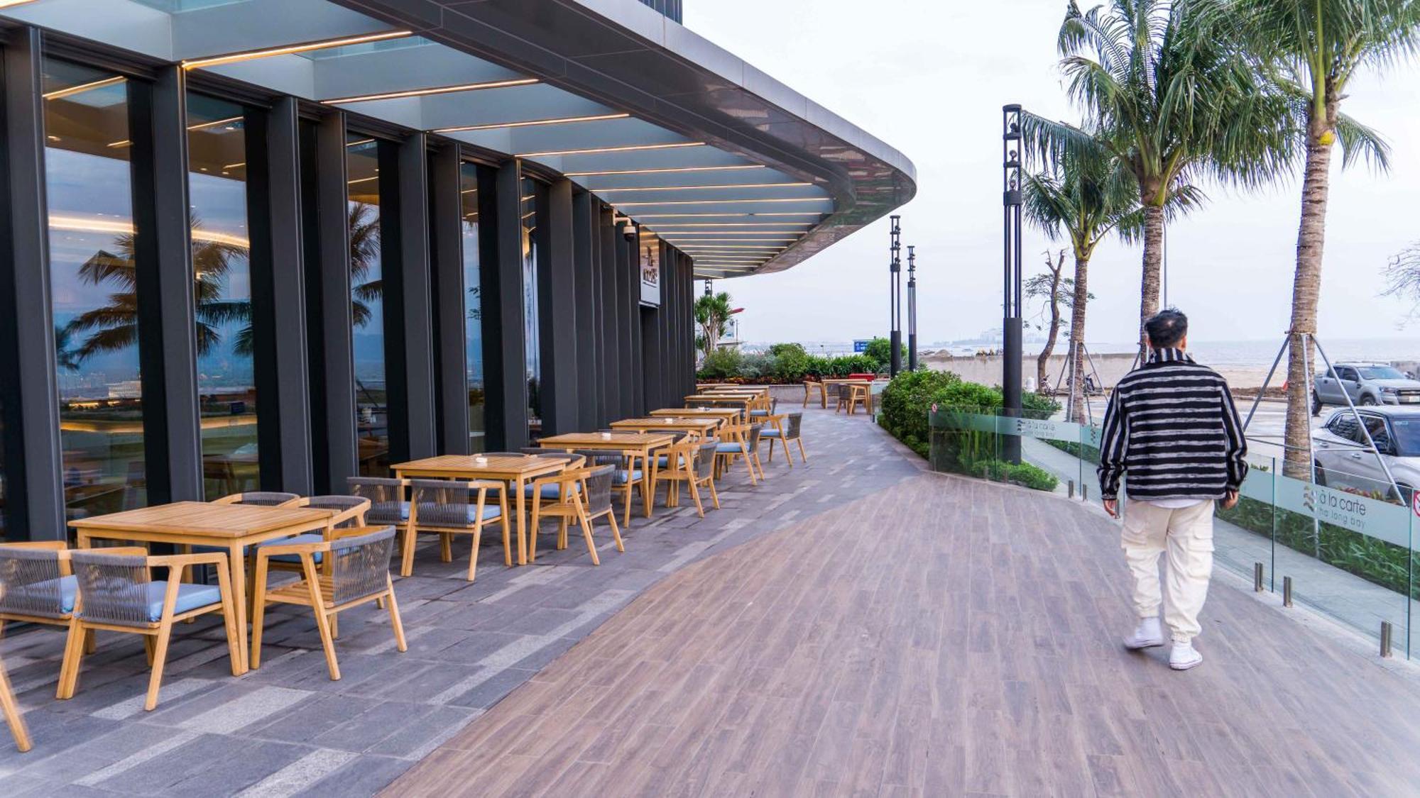 A La Carte Ha Long Apartment By The Beach Bagian luar foto