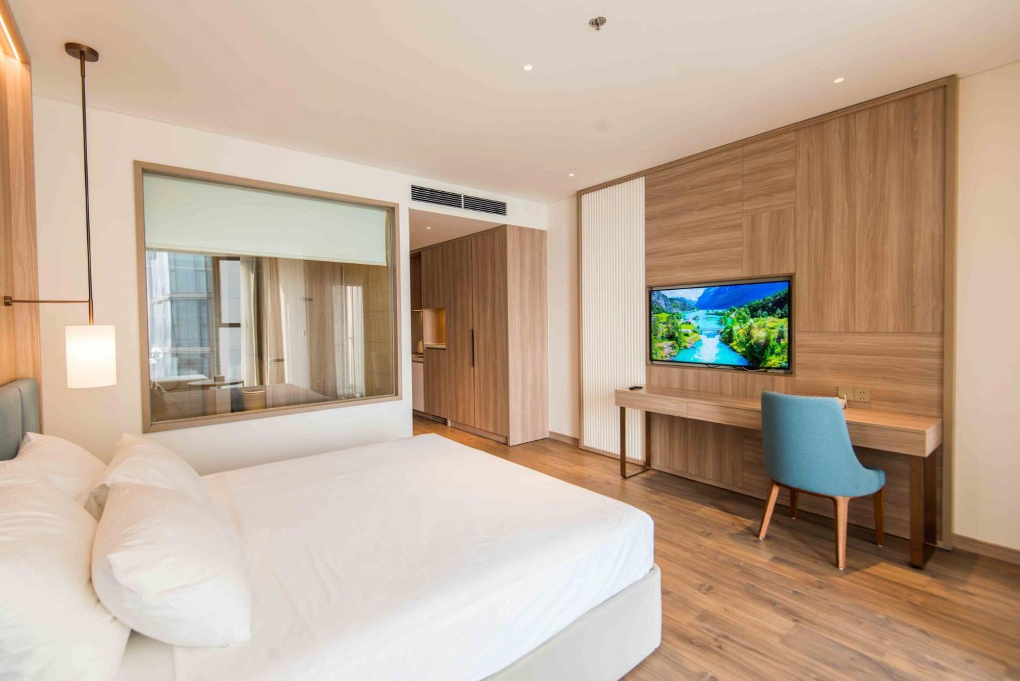 A La Carte Ha Long Apartment By The Beach Bagian luar foto